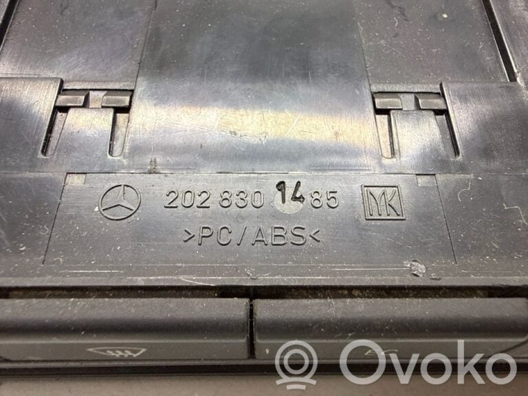 df7e50541481b9d2b5195cf93f339df5-2fc60942c25873d7f516c021c84d86b9_interior_fan_control_switch