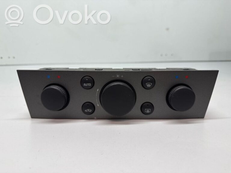 df8167eb60a3aed0ebf37b488a83636e-0ecd18c8da600c7590439731c504377c_climate_control_unit