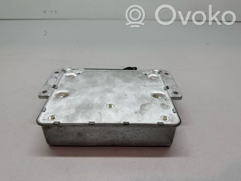 e196c597f75c84aa612d9edb5f9de75f-ee82fbc4f0188133a925217439f286b5_engine_control_unit_module