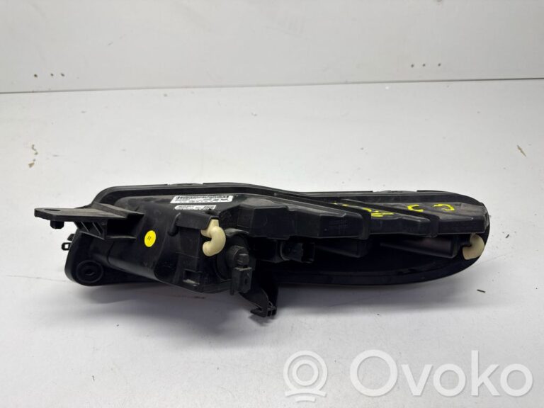 e2c619e5e067e8a3b60bae1a74029805-633df876488296d1da233a0e3bab86e7_headlight_headlamp