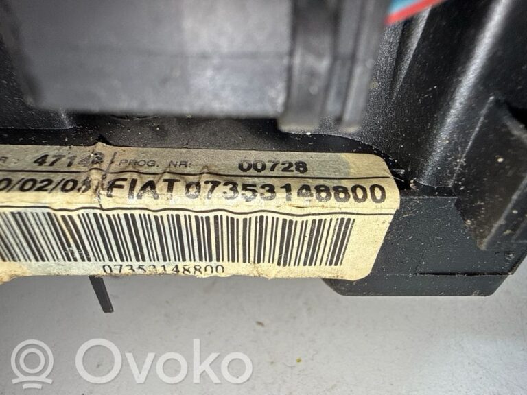 e7a9868ad0117d235148825fdeb1ed4d-ccf5a0658d8355f0484cf6b0e188ded7_wiper_turn_signal_indicator_stalk_switch