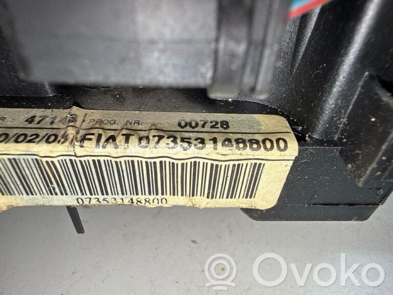 e7a9868ad0117d235148825fdeb1ed4d-ccf5a0658d8355f0484cf6b0e188ded7_wiper_turn_signal_indicator_stalk_switch