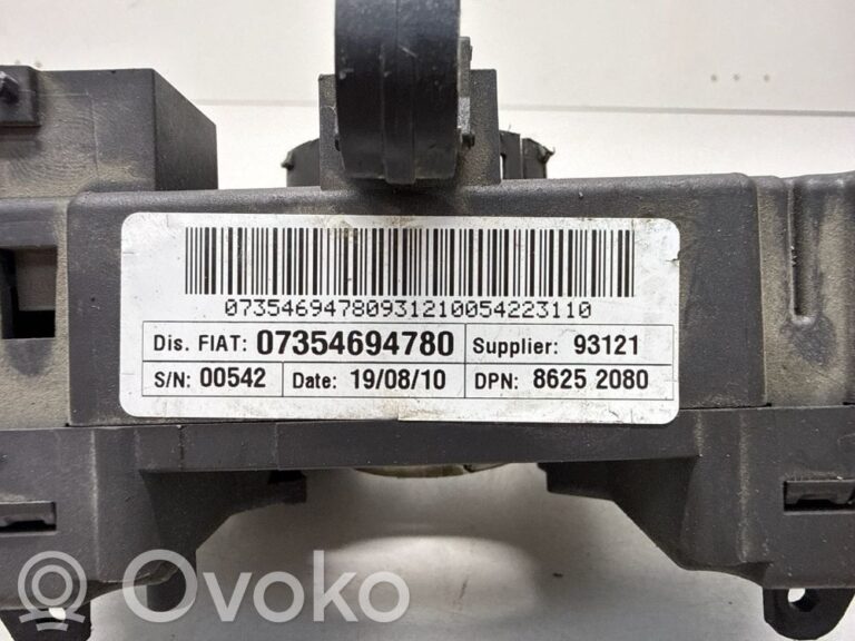 eda9408e7338bb1b5fbd54d4db8f198f-63b274c2ca80868490fa8676b778dbef_wiper_turn_signal_indicator_stalk_switch