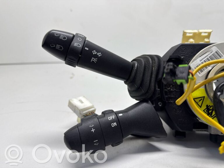 f3835887912b08e5ecb8cee353809b9e-10821ef03840eef272ec0dca56e13d1f_wiper_turn_signal_indicator_stalk_switch
