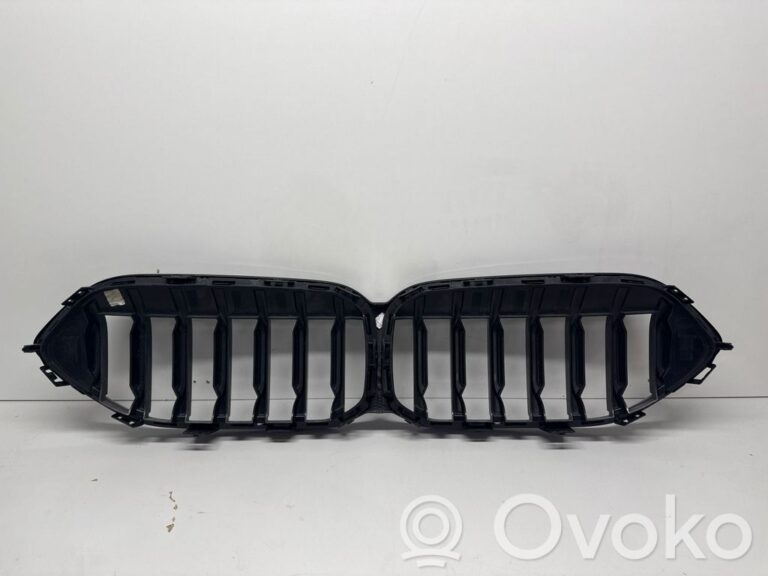 f761a9f90c51b7dea1ca4ba9722367c3-883d37952332f450008f627034ef735a_front_bumper_upper_radiator_grill
