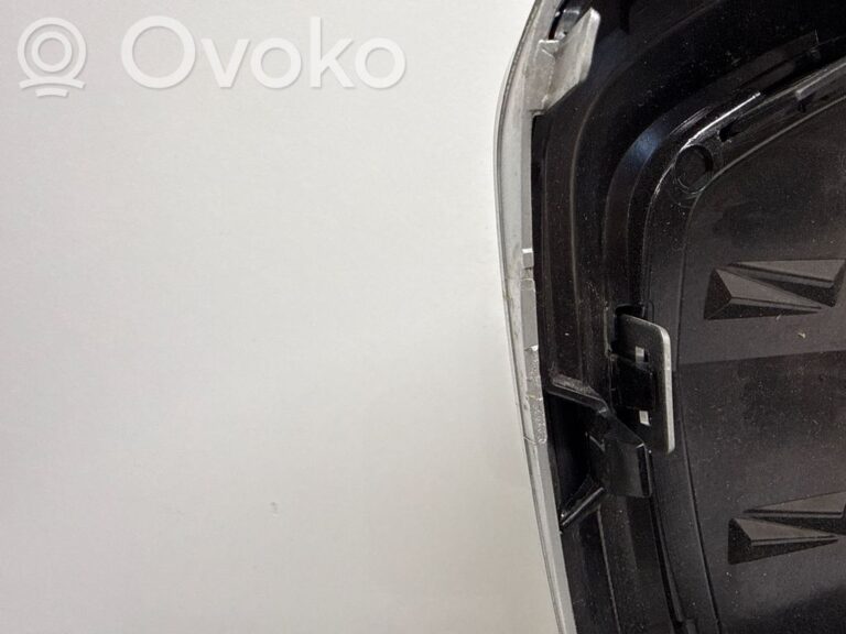 f7902b0682bbf0d5cc004a824757971d-b3cf1be953424340b33d75ba3c232c2d_front_bumper_upper_radiator_grill