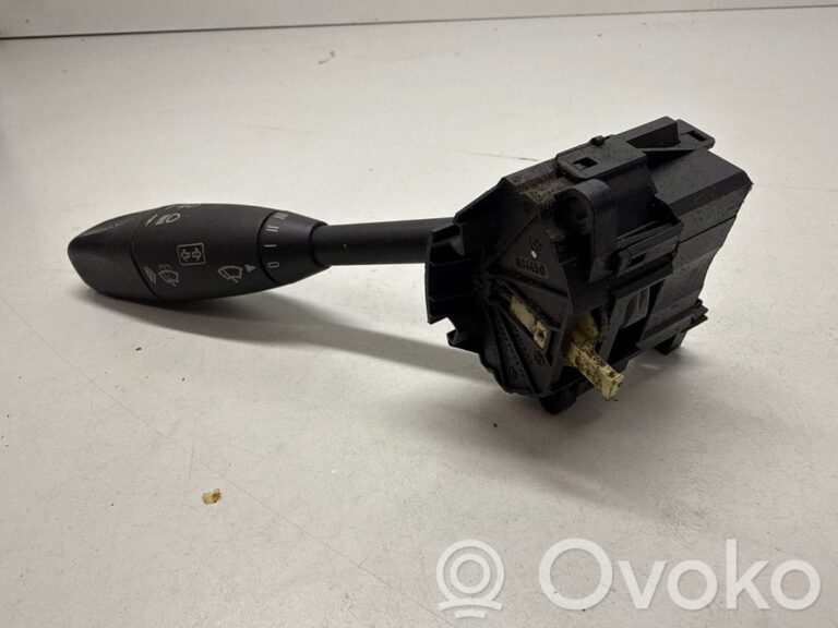 f9181f67a7b962287fa6b7fd2cfe4a2e-9bec68c591831cb350be77d29778044b_wiper_control_stalk