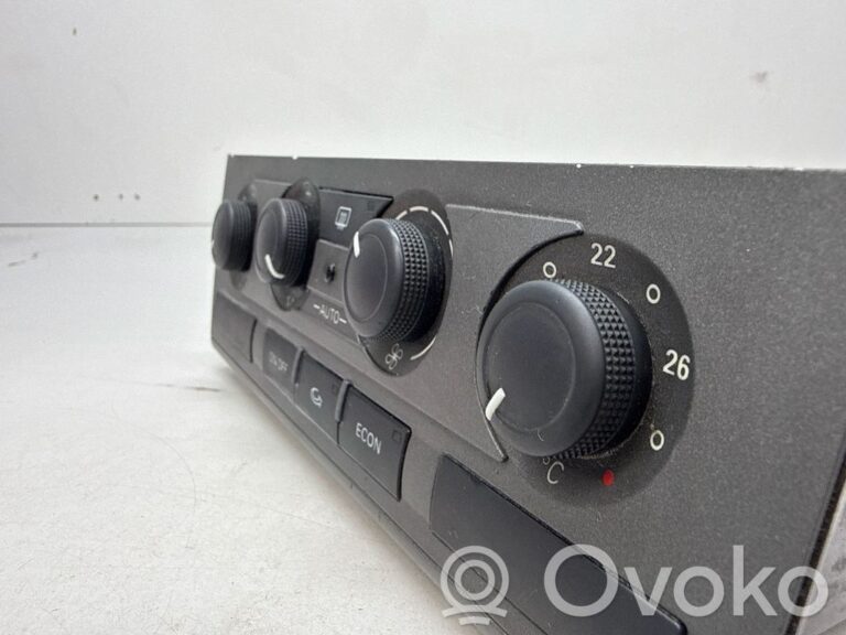 005e5457163d23ebef6ae8e4b83f9fdd-f79a1fc642d885494b6c66f3d94ffcdc_climate_control_unit