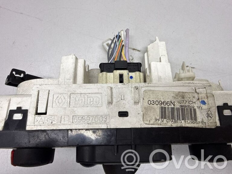 00a3b34a9de58ee4476b8f1a10d1f520-a5a0dedcdd2af691d8e2221ea00d9fa8_climate_control_unit