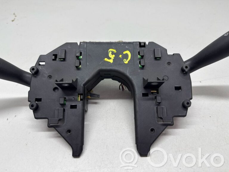 01a30c9042793c347c9e8dd620624d1d-356ce1ed0b0c065fec3453a85a250599_wiper_turn_signal_indicator_stalk_switch