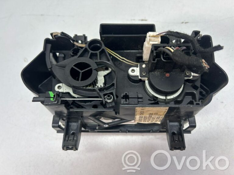 01f6feb88ec10d38358a0d978f7c427c-33afe4ba85e783bb9e835be2826f8db1_speedometer__instrument_cluster_