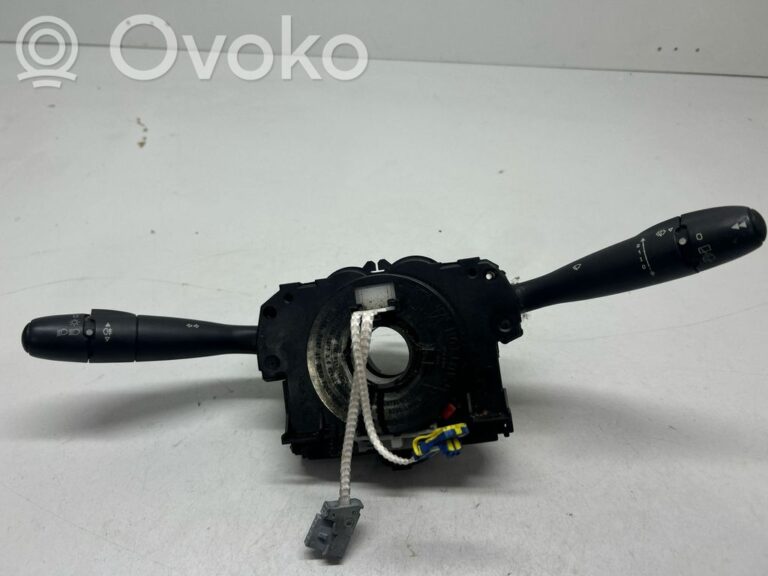 021478ea3d61e92c62d1b6e49b3852bc-8d71ac2535fabfba1003be76dd9cec45_light_switch