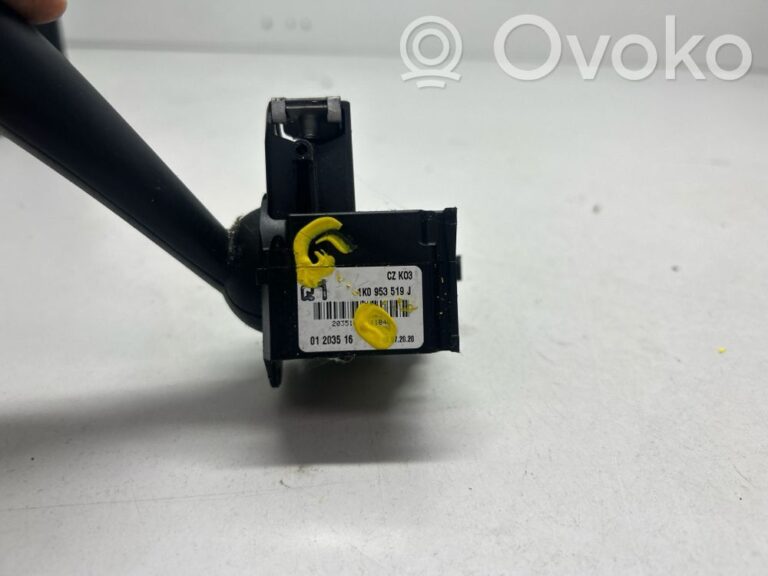 0239968ebfb793e7be7538290b7194e5-6a493147f34988a60850683f1b22dc29_wiper_control_stalk