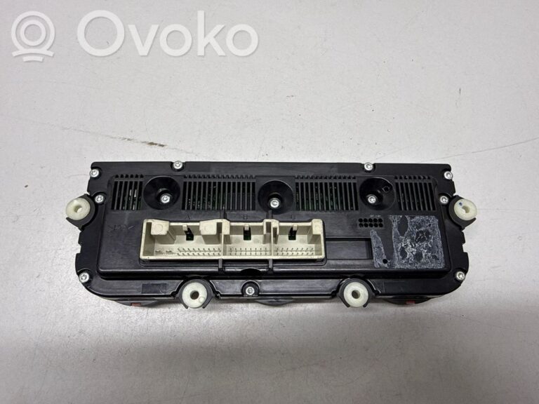 030c926e09719627d6967d8a841c4d28-b2b3bfed9a42a867ef4a63ebc2f10dbb_climate_control_unit