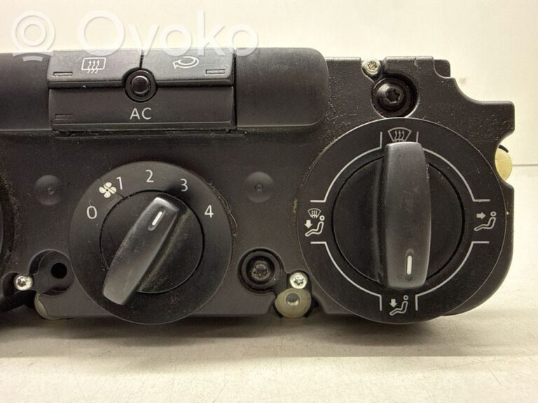 03c8e1b8a38545c2ecb4afac3cd49be9-b0a33a506524794c064d00507c83938d_climate_control_unit