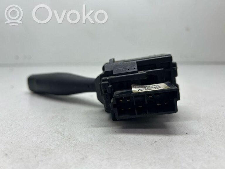 06790c43f6f215a97362b9a8c8600fd9-2c64cf94ca0908c4d7c9da088af3a9ff_wiper_control_stalk