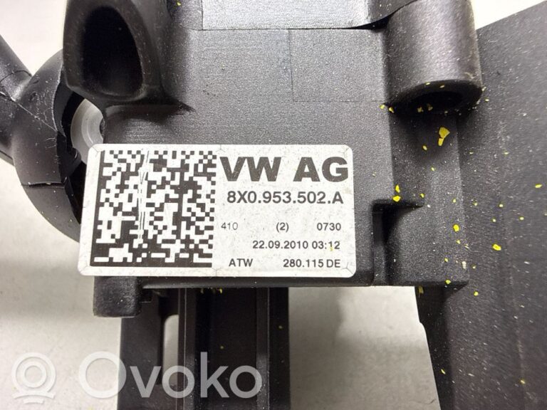 070ee9122eb1ae83fb8174e8127b5205-126ac26002e7a139632db49256c4d767_wiper_turn_signal_indicator_stalk_switch