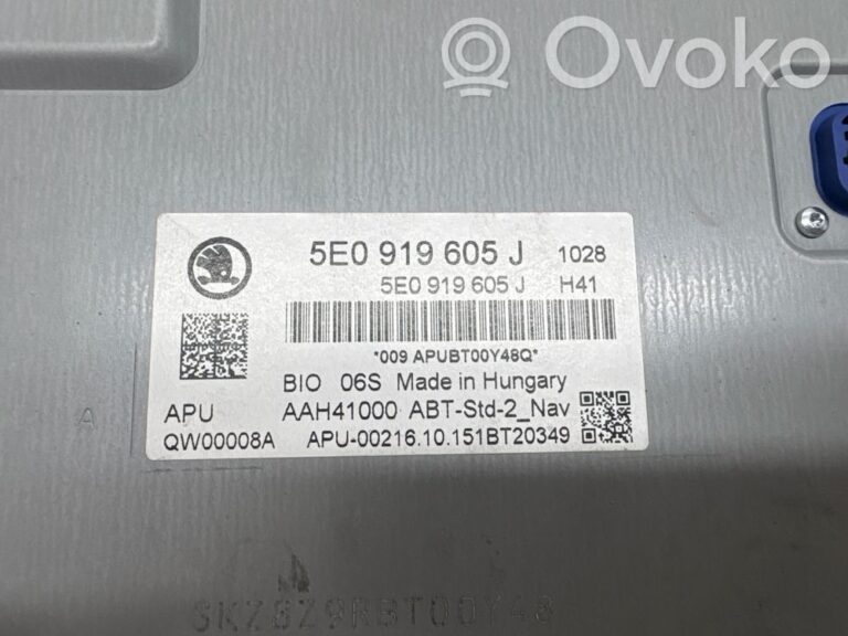 07daf9bc960e4ba69773cb4c2b48c57e-f08dac26e6585b0f2db666dc515d6d97_radio_cd_dvd_gps_head_unit