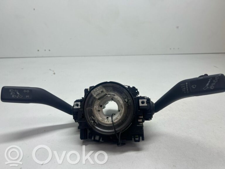087bae5a1ba1dc9660d046bf3b54d42b-ee06402b1895e8e37a7c17967794a02e_wiper_turn_signal_indicator_stalk_switch