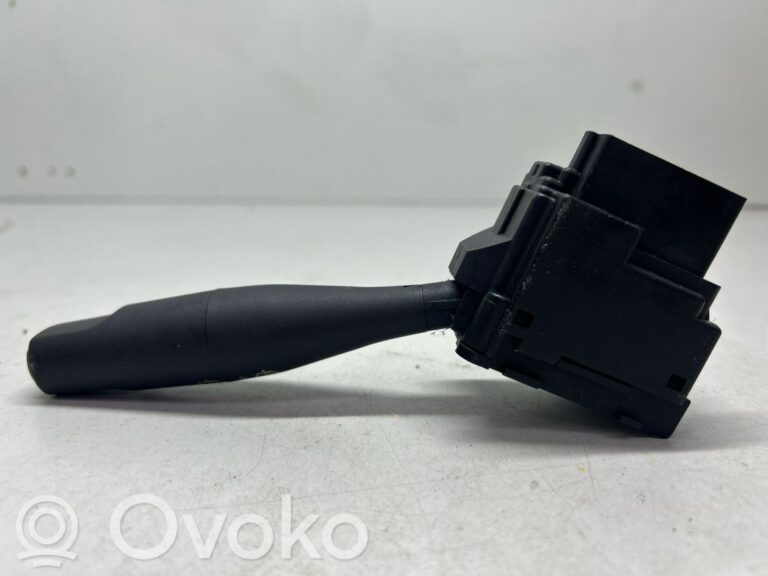 088ca61e345ef2d6f54b0d311b050b58-f923e50fd4069438fe1a69146169c513_wiper_control_stalk