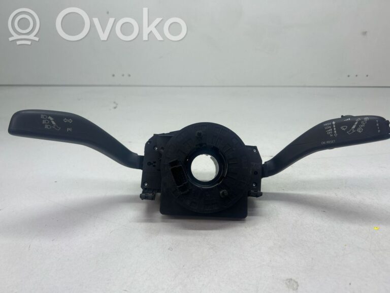 0a667292eae221e27c5af3ef07964855-b1600cf9f578e292156ca6873a796800_wiper_turn_signal_indicator_stalk_switch