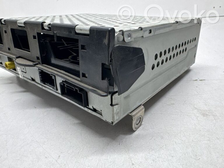 0b54c7728d0c4b99a8ba15e7dc892331-9484ea178b7410ba1821ccb3725d155e_radio_cd_dvd_gps_head_unit