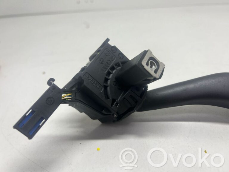 0bbb7795f6ddc5729b3042d18d48a53f-1deaef6f190d70bd1db139d5be6b45d6_wiper_control_stalk