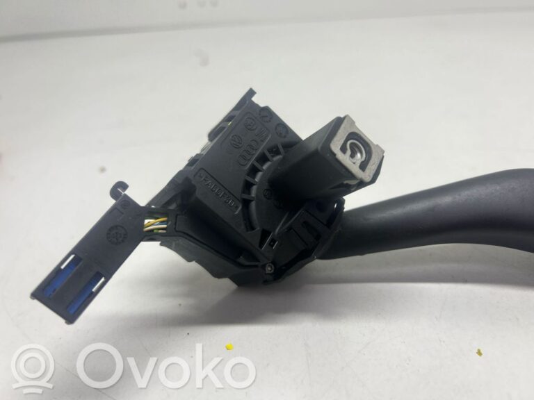 0bbb7795f6ddc5729b3042d18d48a53f-1deaef6f190d70bd1db139d5be6b45d6_wiper_control_stalk