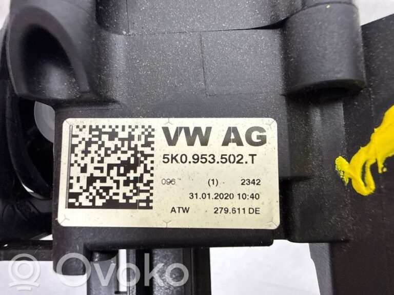 0c704ccb312b96c05e9a1ee072740a0c-aaac65db5ea3af0f9a376144c23458d2_wiper_turn_signal_indicator_stalk_switch