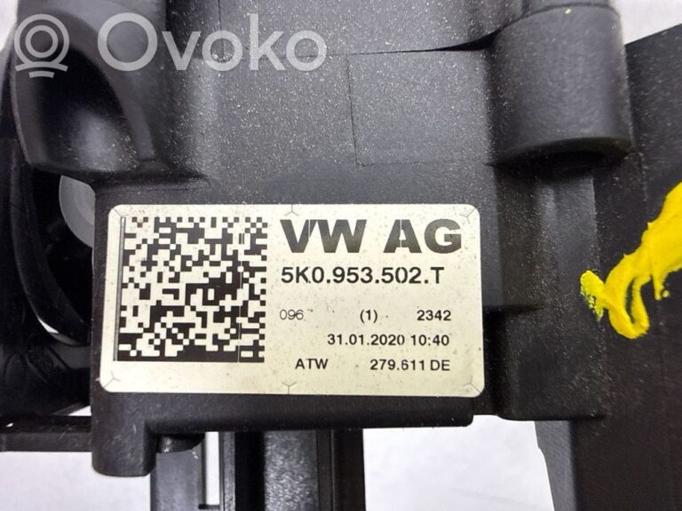 0c704ccb312b96c05e9a1ee072740a0c-aaac65db5ea3af0f9a376144c23458d2_wiper_turn_signal_indicator_stalk_switch