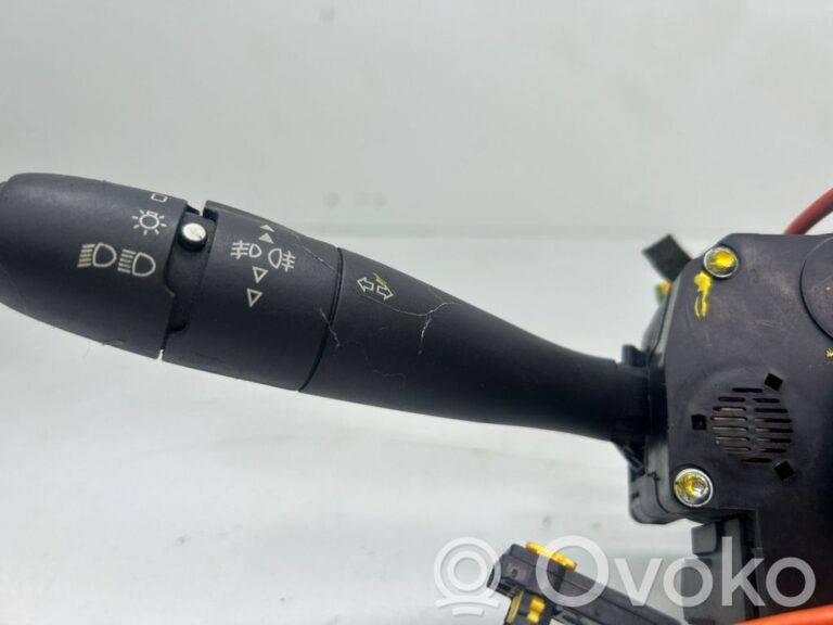 0e0f460125ec7ae3edc8c5ab38b06344-7ab14fe8736f13b9cce30e22ea7b0dfe_light_switch