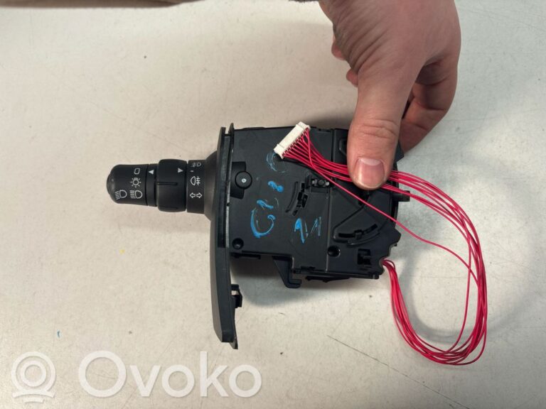 0f47c6d1ec84ec713dfce1daad83f3f5-e2aeace037be4edfd91809981e2bfeef_wiper_turn_signal_indicator_stalk_switch