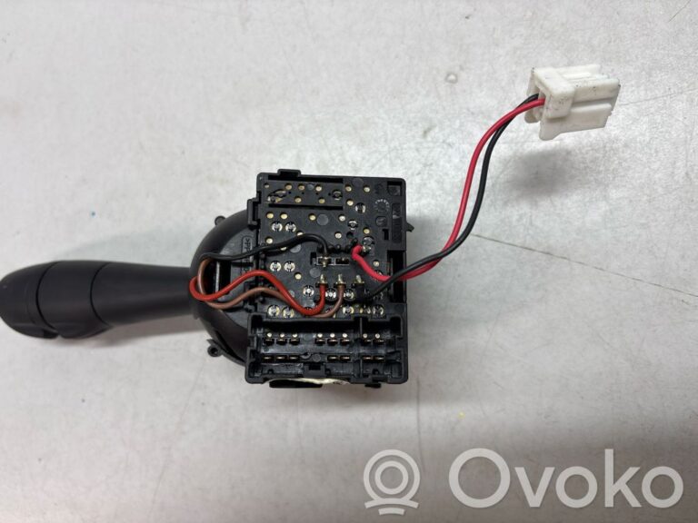 0f77d8171d01a6fbc390659d54b70066-605f2ce299d4bcf13acf35b084277c98_wiper_control_stalk