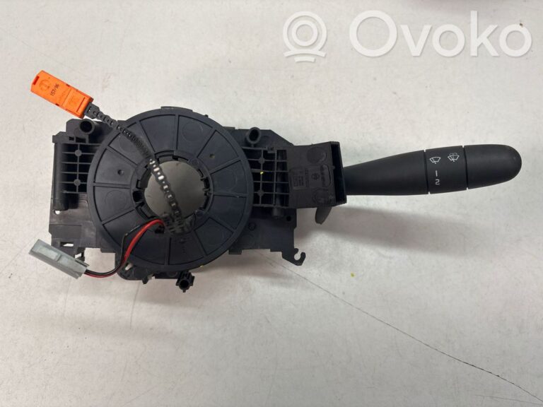 0f895400f4d361b04782003b39f08525-b91fcae43c6807fb9e248a1cb2e9d993_wiper_control_stalk