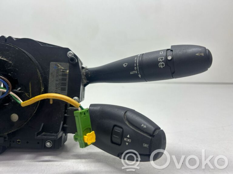 10d12510d3ca356dedab5f6623b3cf47-67272406e0e5c6e754810b6c5b1adc0f_wiper_turn_signal_indicator_stalk_switch