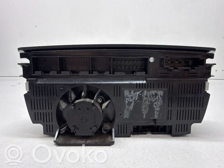 10d3bb3a10c8c8c3be3877b33de00538-29f75e78db9ffe771f56be40c6cf61ba_climate_control_unit