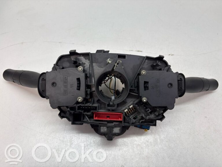 10d83d7facdffe5784336f965c6c6d01-70ca02b6330924a76ebe500dce3738f8_wiper_turn_signal_indicator_stalk_switch