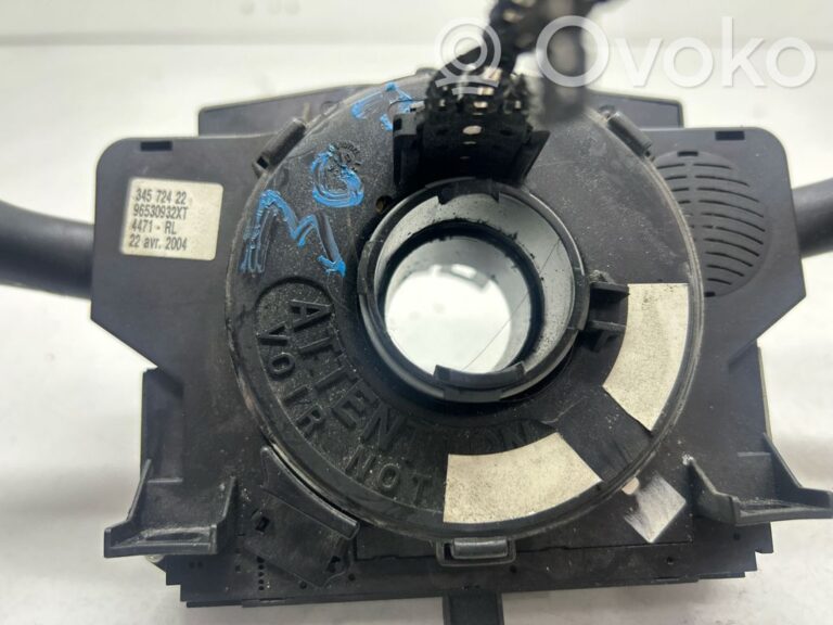 135b0baafe30cc0513783e4674d215b4-82bb533372d6be5d433fd97457c506b9_wiper_turn_signal_indicator_stalk_switch