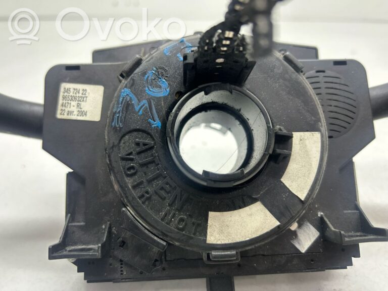 135b0baafe30cc0513783e4674d215b4-82bb533372d6be5d433fd97457c506b9_wiper_turn_signal_indicator_stalk_switch