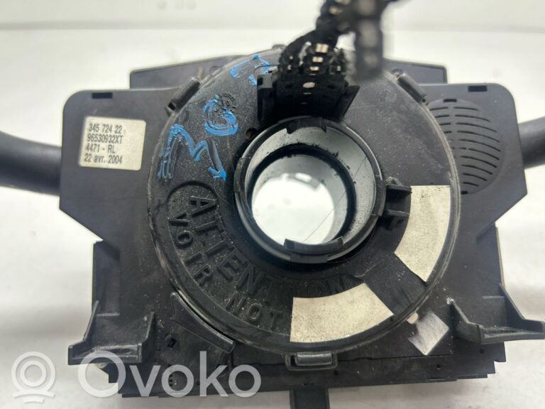 135b0baafe30cc0513783e4674d215b4-82bb533372d6be5d433fd97457c506b9_wiper_turn_signal_indicator_stalk_switch