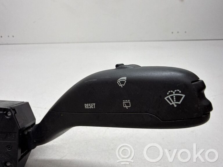 13dd94b437b3a2d6411386ee8b3f937d-6fb5addf4e62babcc1cd7e666ea639d6_wiper_turn_signal_indicator_stalk_switch