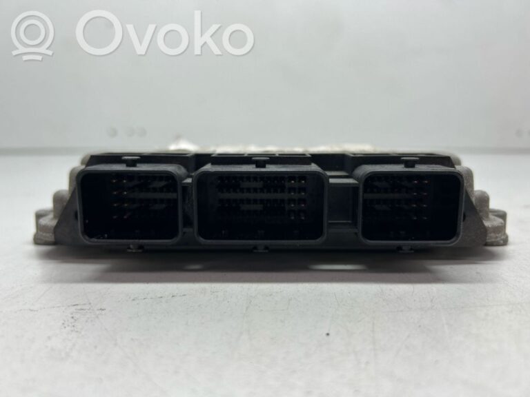 146eae3566f5cb81e5d5919443becc92-5228c1b09e15987261fe7764a694a510_engine_control_unit_module