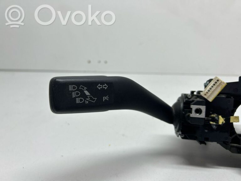 15002a77b36d4abf9198974fc5b4587a-91fdfaa6a9b0d38f62a956e124d83757_wiper_turn_signal_indicator_stalk_switch