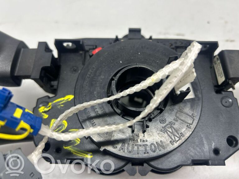 1697848f1faf1f1d3519ee632e979a09-52bec7d4dbbf7ff6ac6cc13b26bec0a3_light_switch