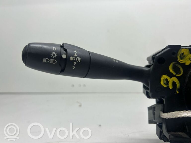 16acdcfd3dd53ffad13f07d879745fe3-76077dc9306e26754721e032d9bf5451_wiper_turn_signal_indicator_stalk_switch