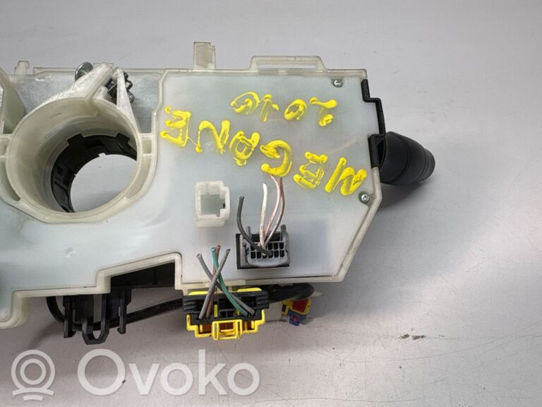 16b32efb83f779e2d19c3acfe889586a-9b8747138b0a58d5bc51efd9791c48c6_wiper_turn_signal_indicator_stalk_switch