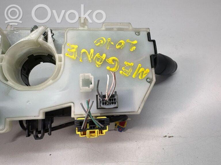 16b32efb83f779e2d19c3acfe889586a-9b8747138b0a58d5bc51efd9791c48c6_wiper_turn_signal_indicator_stalk_switch