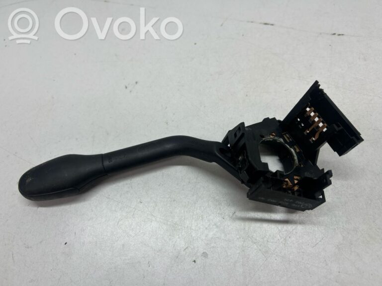 16de69b199128ad068337d5c13e4a02e-30104bfec618f964ab5e6aeaa39b9c89_wiper_control_stalk