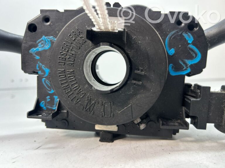 16e0d13b71b6b8793d06ee4d10ad17f0-4b5e76564e73c23cbf23d31487c3d451_light_switch