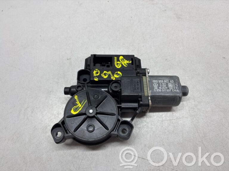 178c23ac2368cabfdf8d886c438093e3-cecbb3b5e1a622eb4547f90961eef270_front_door_window_regulator_motor